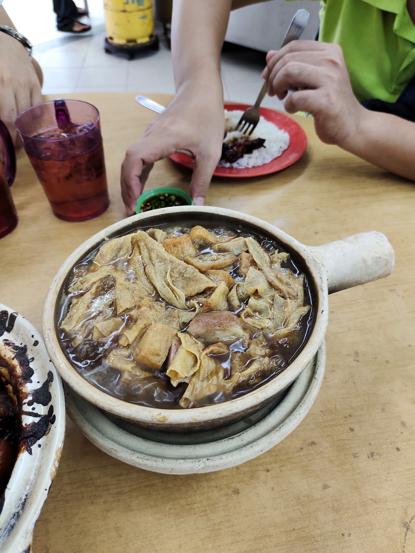亚枝(干)肉骨茶 10